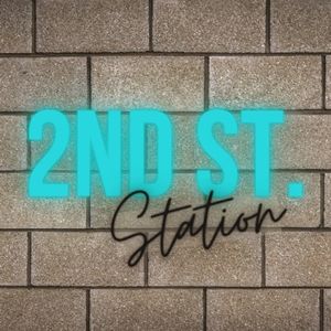 Meet your Posher, 2nd St. Station